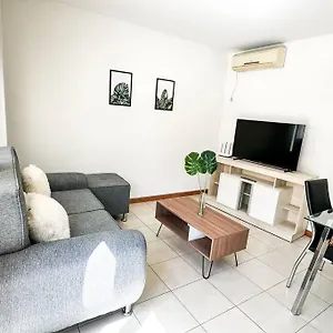Apartamento Casa Huesped Viii Edificio Premium En Excelente Zona, Mendoza